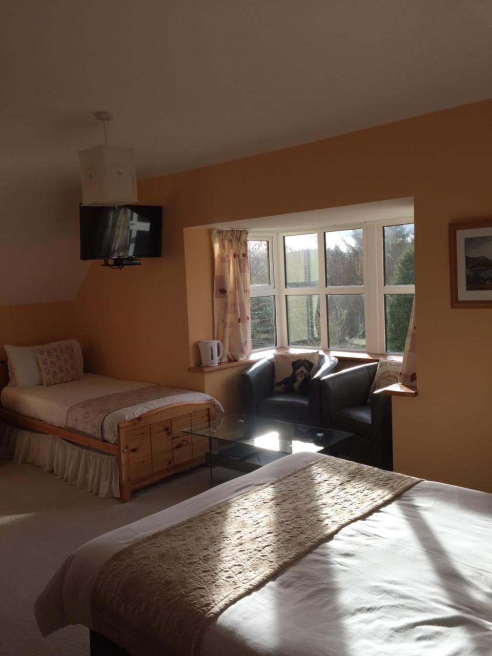 2 Mile Lodge Kenmare Eksteriør billede