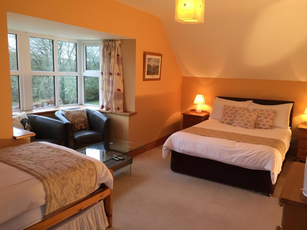 2 Mile Lodge Kenmare Eksteriør billede